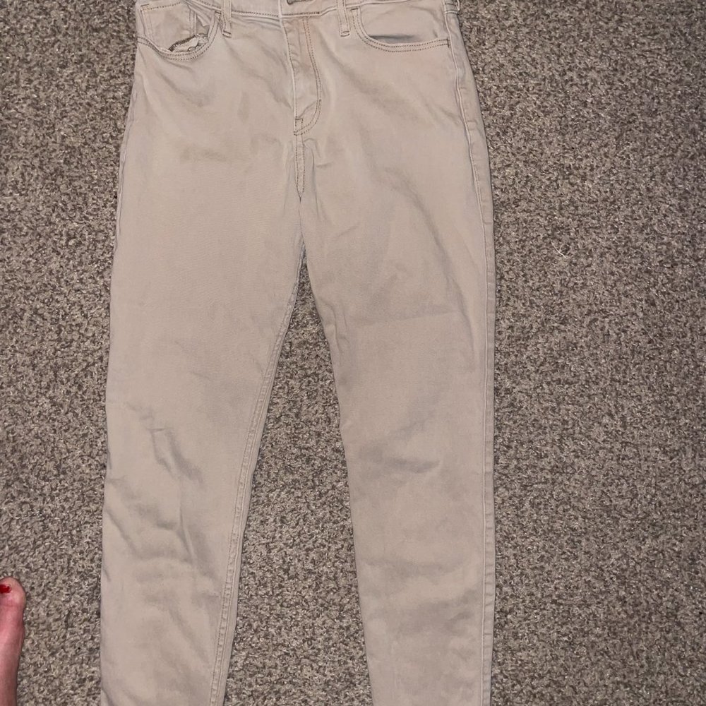 Hollister Khaki's